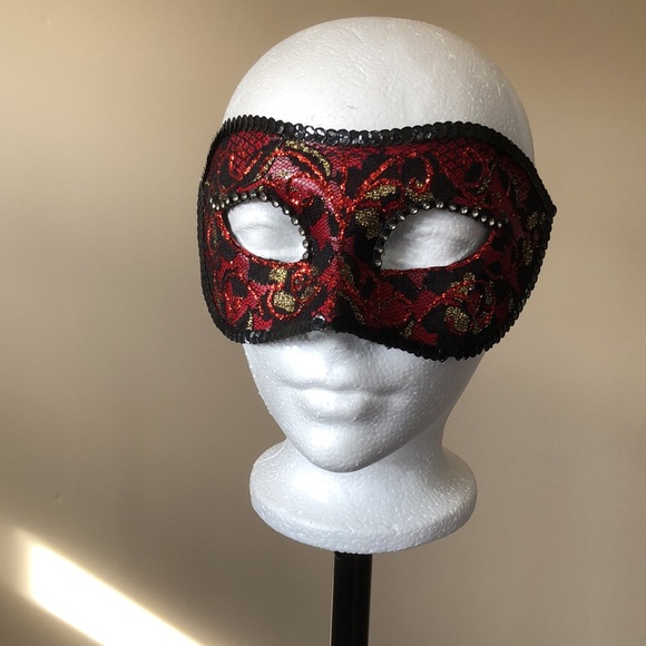 Masquerade Party Masks - Picture 7 of 13